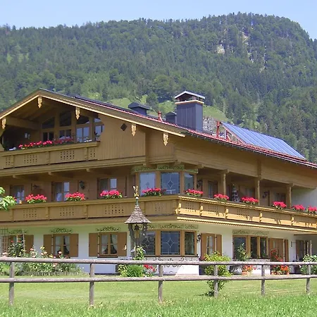 게스트하우스 Landhaus Pretzner
